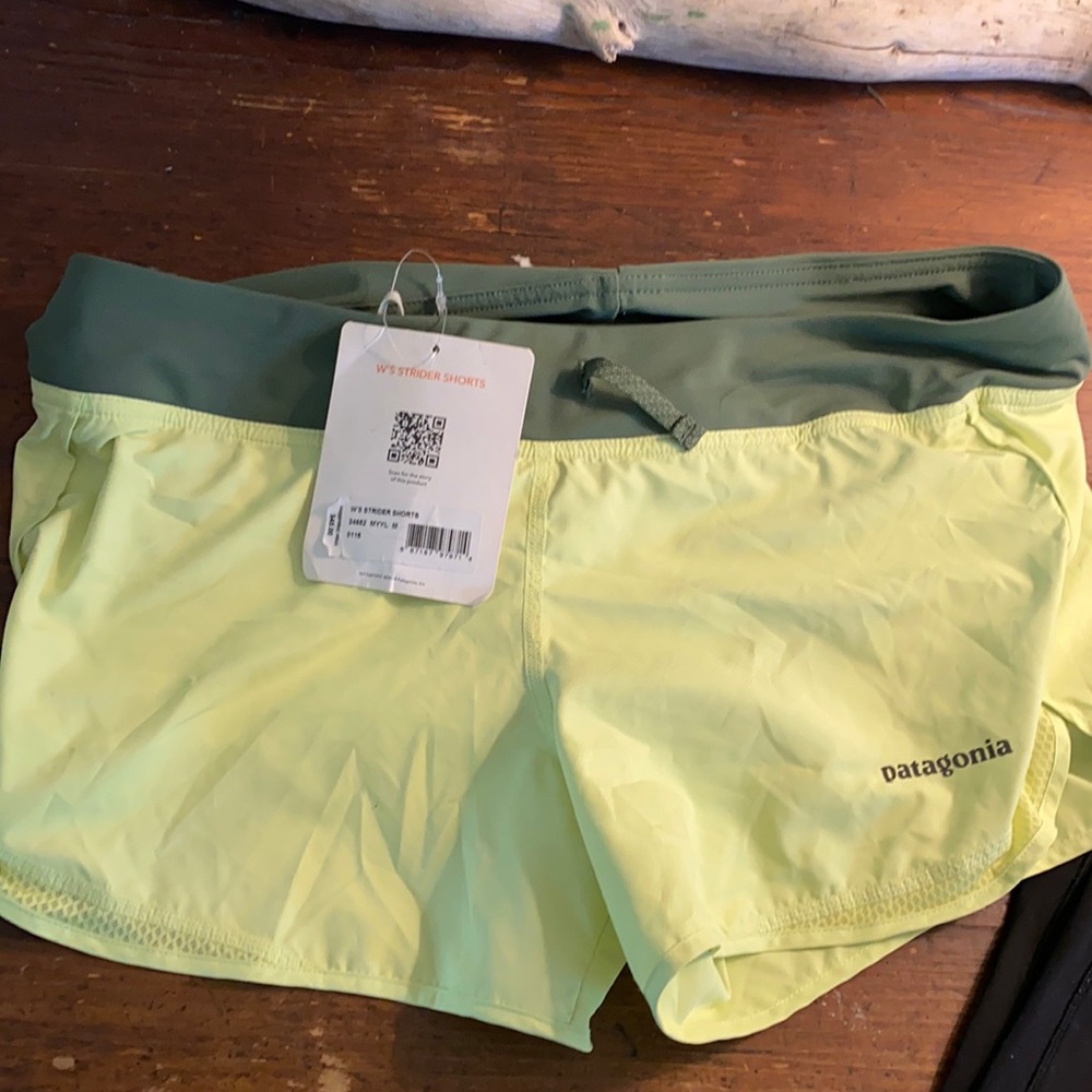 Patagonia women’s running shorts size Medium